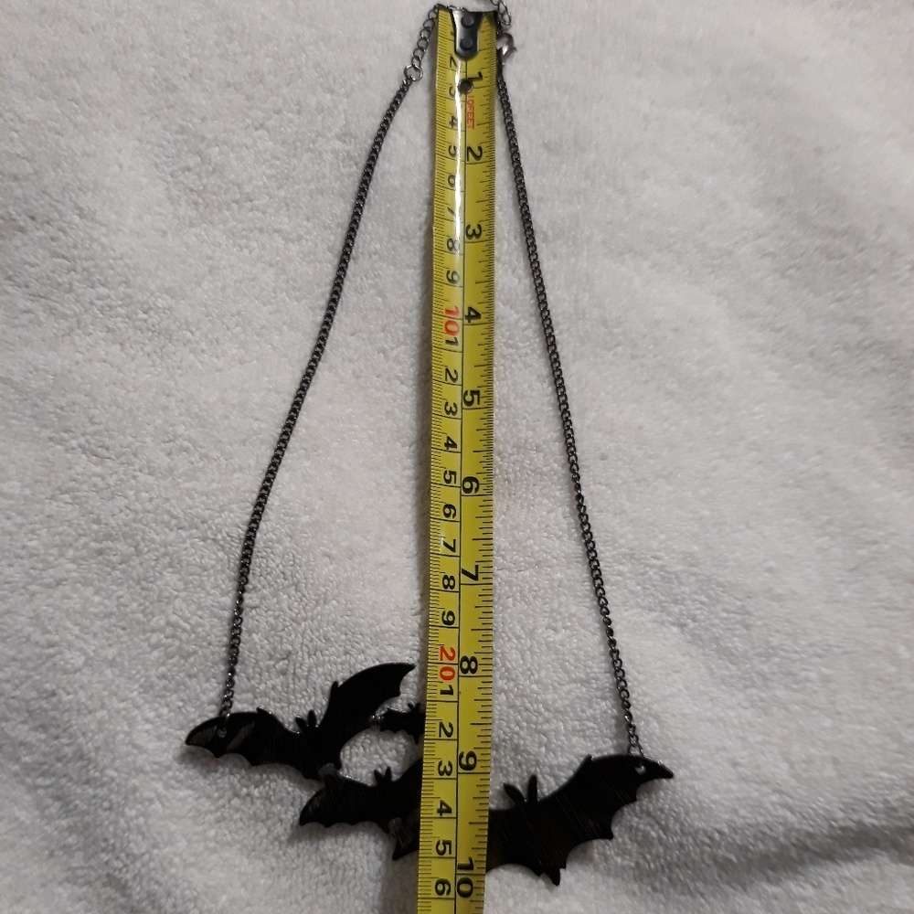 FLYING BATS NECKLACE Black Acrylic Pendant Bat 2 - Picture 7 of 7